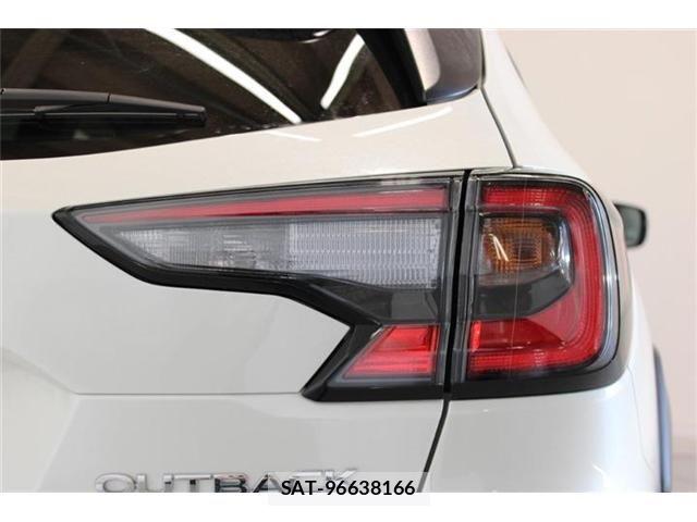 Subaru OUTBACK 2023-01 6907439-17