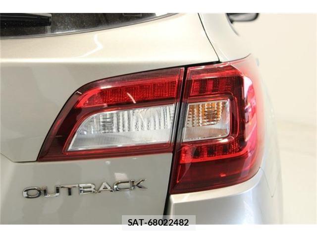 Subaru OUTBACK 2020-03 6907444-19