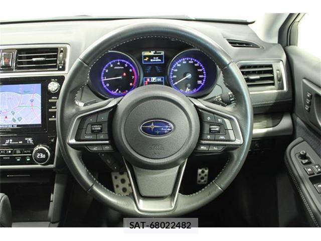 Subaru OUTBACK 2020-03 6907444-3