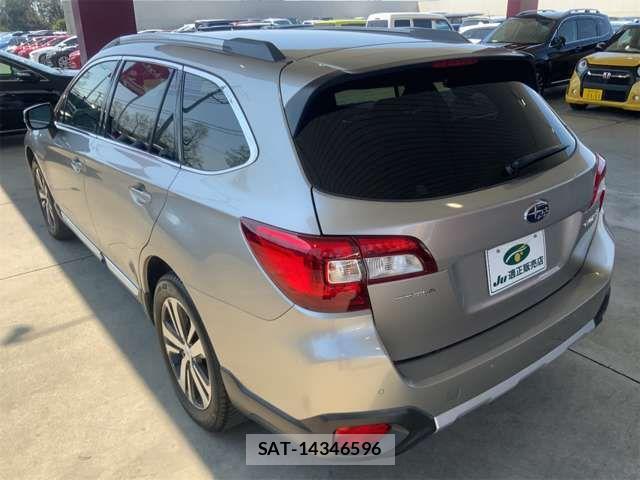 Subaru OUTBACK 2017-11 6907443-10