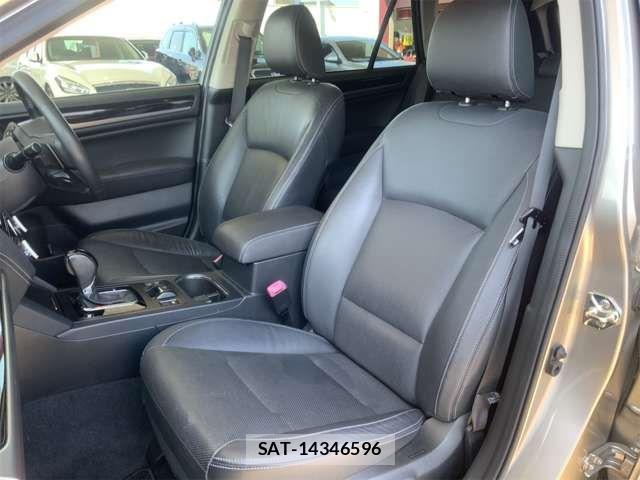 Subaru OUTBACK 2017-11 6907443-15
