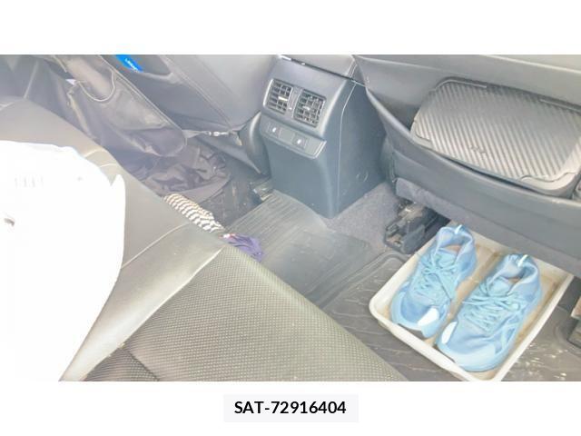 Subaru OUTBACK 2016-04 6907451-22