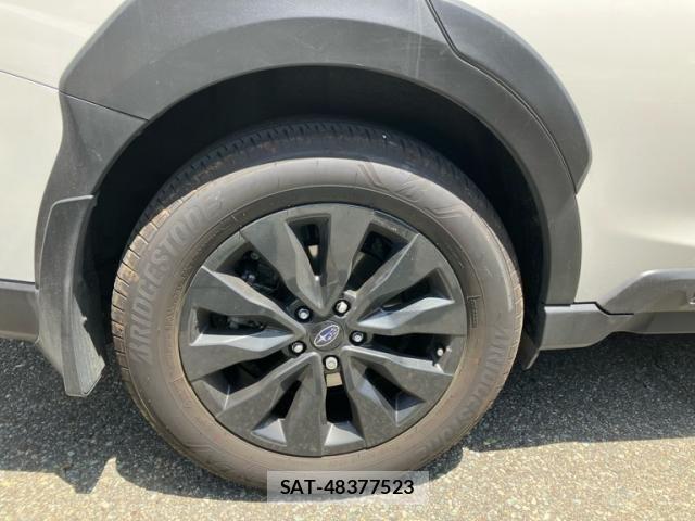 Subaru OUTBACK 2024-10 6994836-9