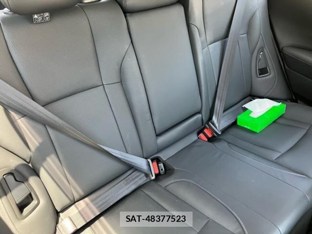 Subaru OUTBACK 2024-10 6994836-12