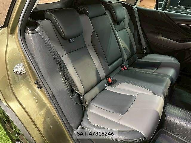 Subaru OUTBACK 2023-04 6994837-9