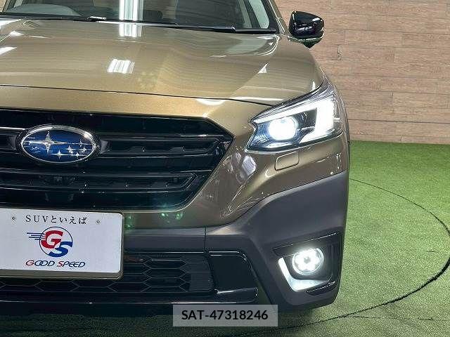 Subaru OUTBACK 2023-04 6994837-10