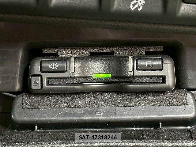 Subaru OUTBACK 2023-04 6994837-15