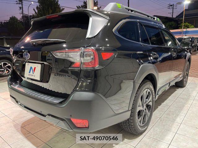 Subaru OUTBACK 2023-09 7020733-16