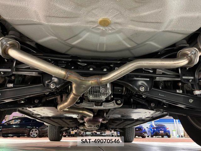 Subaru OUTBACK 2023-09 7020733-18