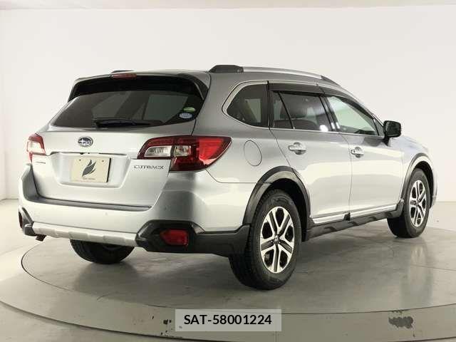Subaru OUTBACK 2017-11 7020736-5