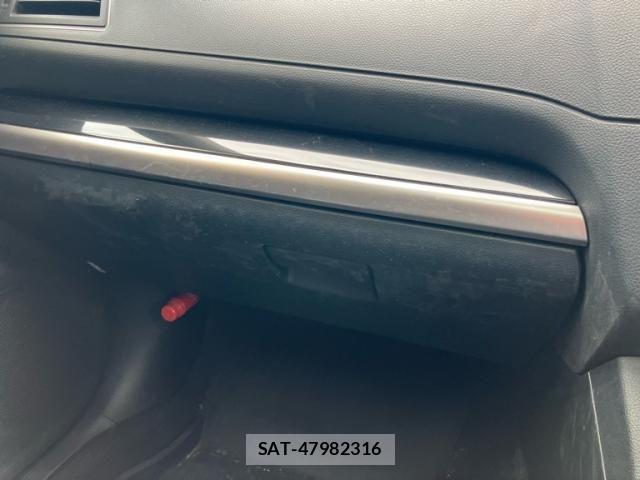 Subaru OUTBACK 2016-06 7059186-28