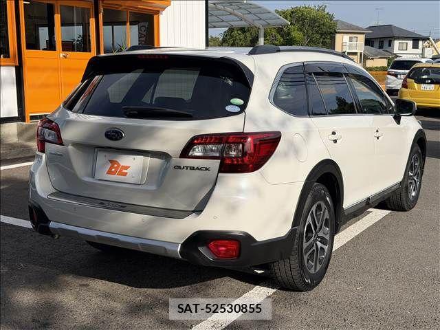 Subaru OUTBACK 2017-10 7059183-23