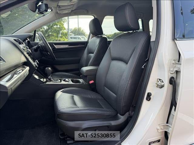 Subaru OUTBACK 2017-10 7059183-24