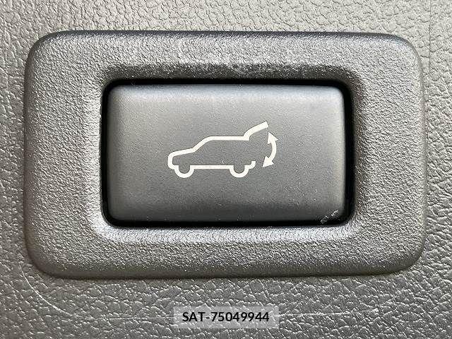 Subaru OUTBACK 2018-04 7220730-10