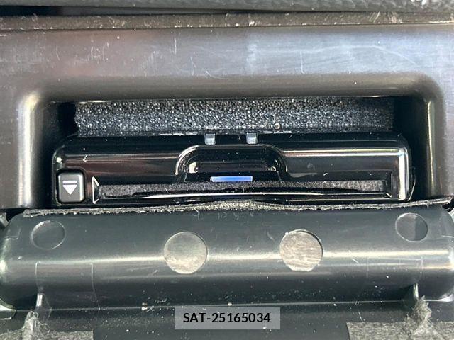 Subaru OUTBACK 2017-03 7220720-9