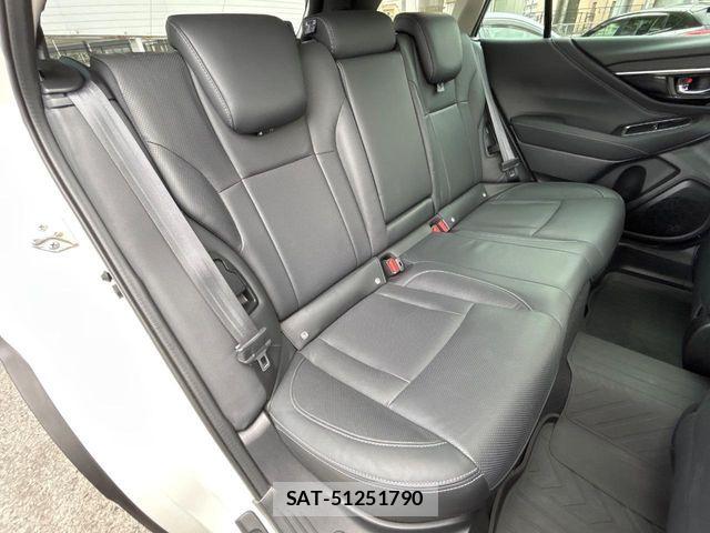 Subaru OUTBACK 2021-12 7220733-11