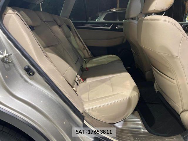 Subaru OUTBACK 2017-03 7220721-10