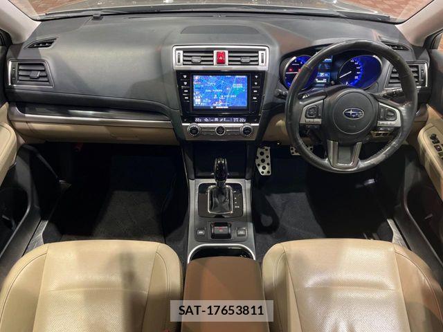 Subaru OUTBACK 2017-03 7220721-1