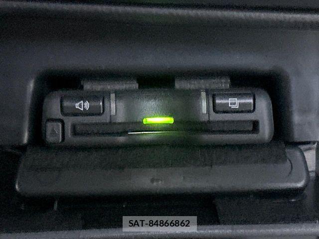 Subaru OUTBACK 2023-03 7220740-10