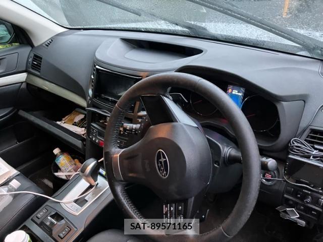 Subaru OUTBACK 2013-08 7220714-13