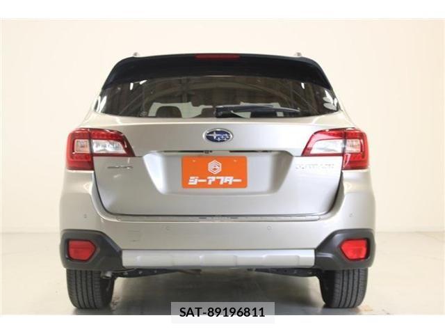 Subaru OUTBACK 2018-03 7220728-11