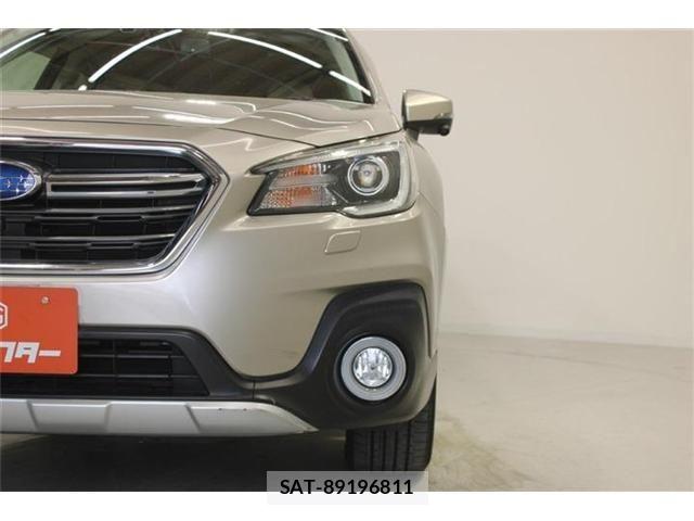 Subaru OUTBACK 2018-03 7220728-14