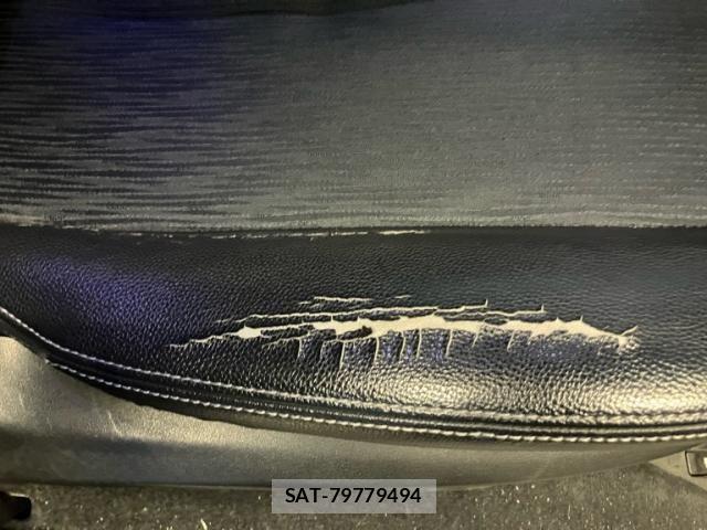 Subaru OUTBACK 2011-10 7251282-15