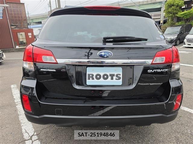 Subaru OUTBACK 2011-09 7251277-16