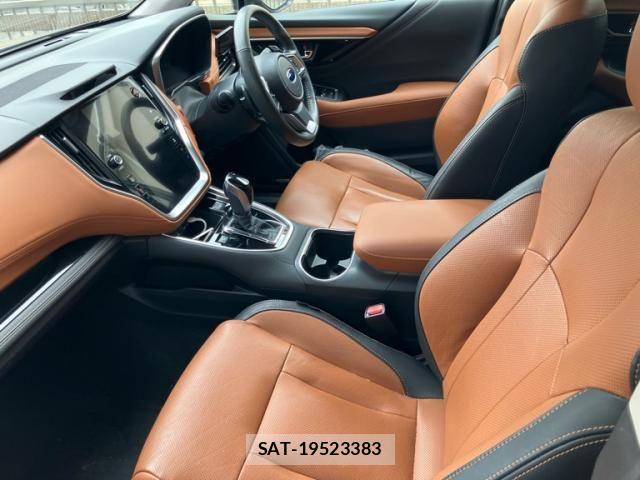 Subaru OUTBACK 2022-02 7251276-13