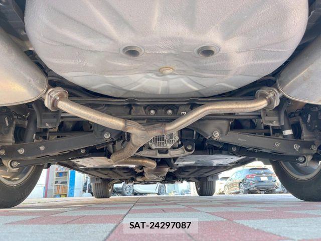 Subaru OUTBACK 2022-03 7327927-18