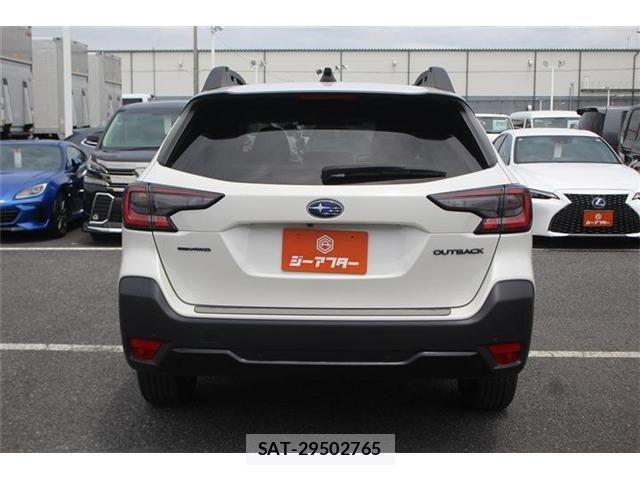 Subaru OUTBACK 2024-03 7327930-12
