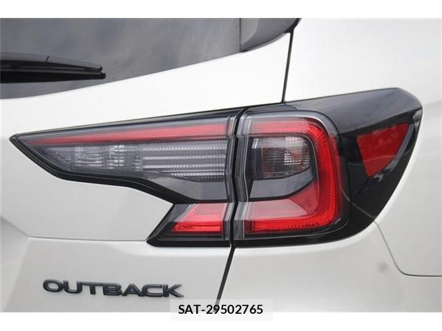Subaru OUTBACK 2024-03 7327930-28