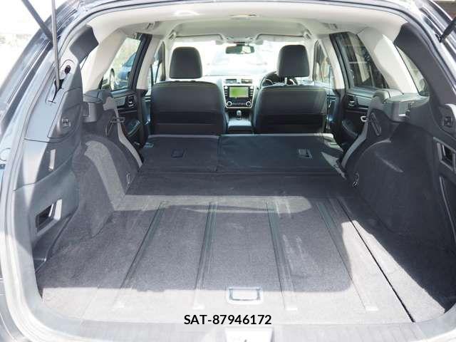 Subaru OUTBACK 2018-11 7327928-10