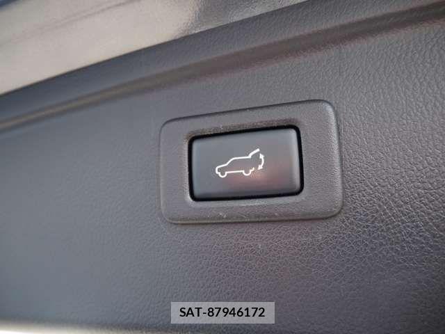 Subaru OUTBACK 2018-11 7327928-12