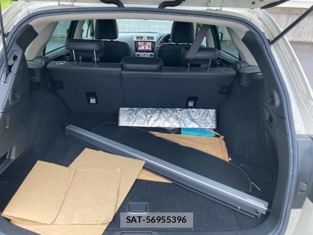 Subaru OUTBACK 2017-07 7327929-11