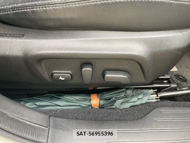 Subaru OUTBACK 2017-07 7327929-18