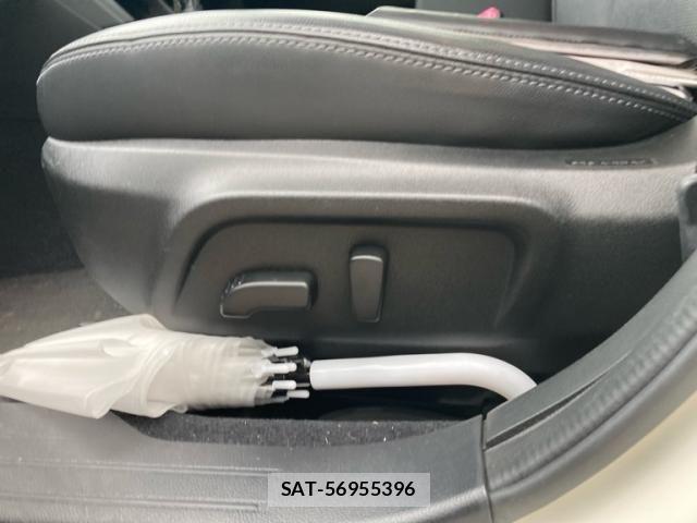Subaru OUTBACK 2017-07 7327929-21