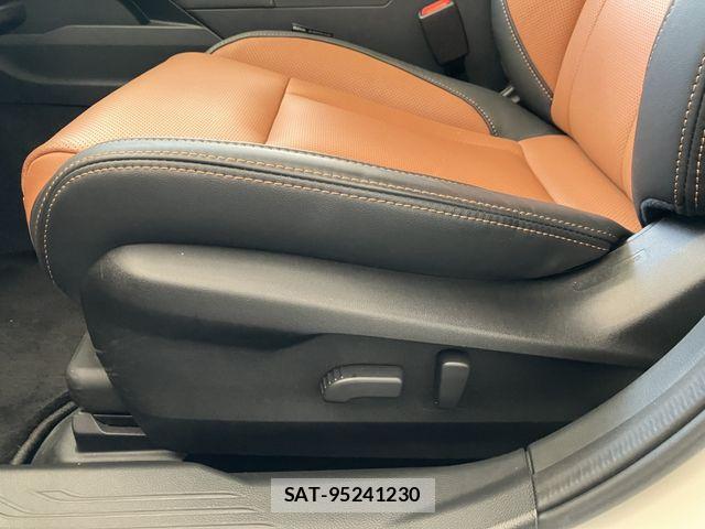 Subaru OUTBACK 2023-06 7327926-13
