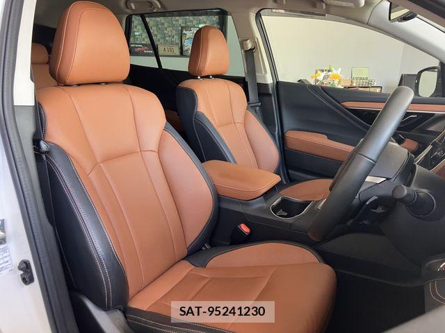 Subaru OUTBACK 2023-06 7327926-1