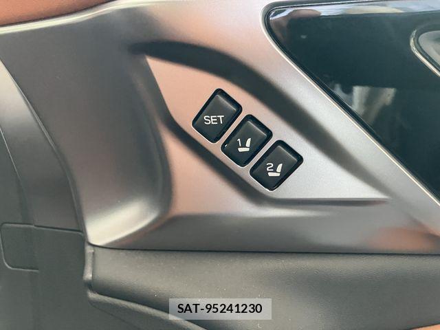 Subaru OUTBACK 2023-06 7327926-24