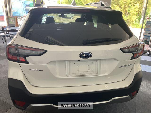 Subaru OUTBACK 2023-06 7327926-6