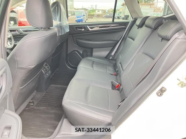 Subaru OUTBACK 2016-09 7358415-26