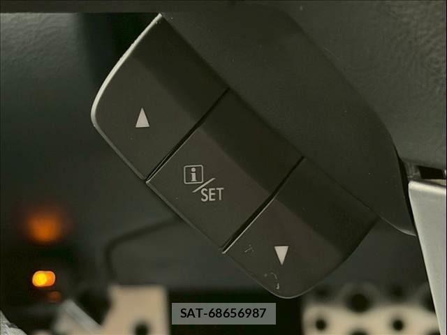 Subaru OUTBACK 2016-02 7358417-16