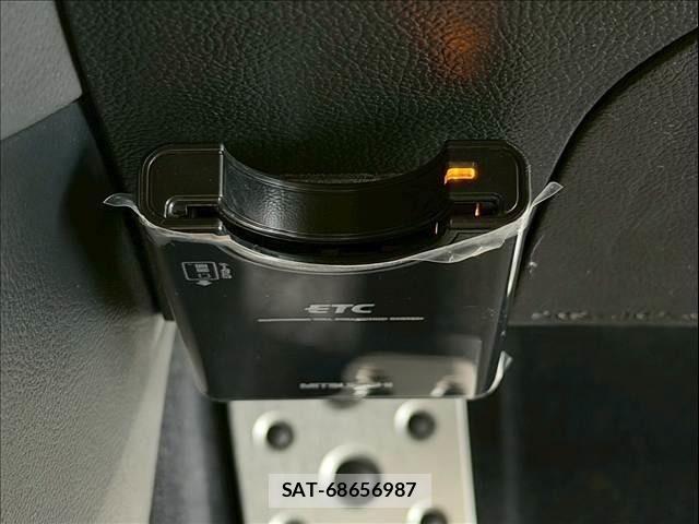 Subaru OUTBACK 2016-02 7358417-21
