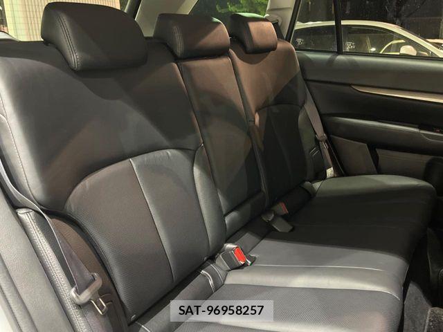 Subaru OUTBACK 2012-05 7358418-9