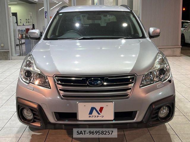 Subaru OUTBACK 2012-05 7358418-13