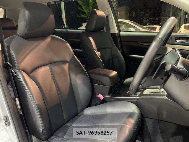 Subaru OUTBACK 2012-05 7358418-7