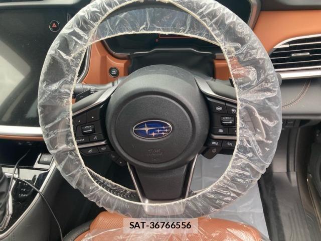 Subaru OUTBACK 2023-05 7358414-11