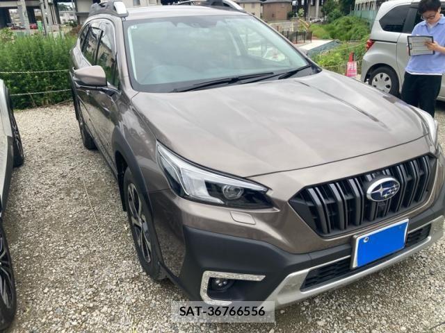 Subaru OUTBACK 2023-05 7358414-1