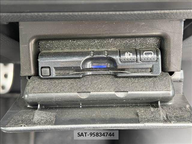 Subaru OUTBACK 2015-01 7392622-14